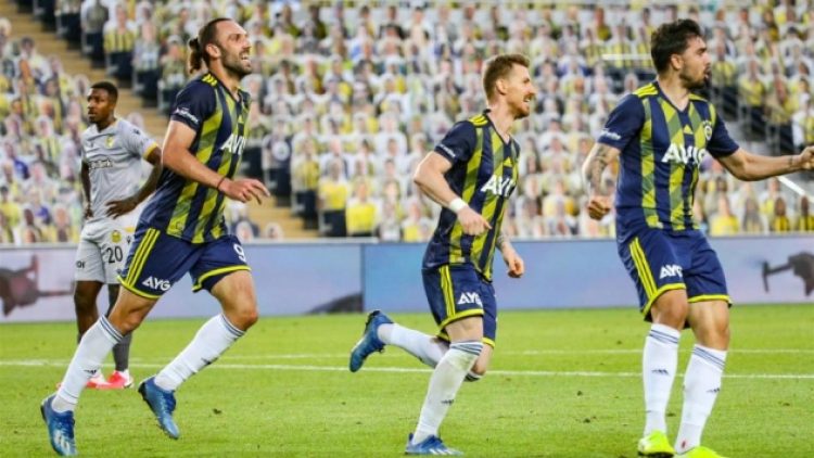 Fener uzatmalarda geri döndü