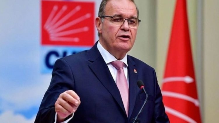 Öztrak: Ne yapsanız mızrak çuvala sığmıyor!