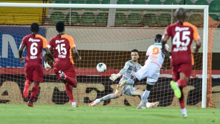 Galatasaray Alanya’da dağıldı!