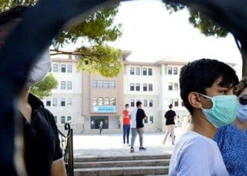 Bilim Kurulu Üyesi Prof. Dr. Yamanel: Vardiyalı eğitim gelebilir