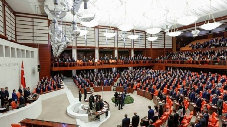 İktidar soru önergelerini yanıtsız bırakıyor