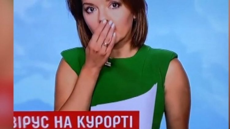 Haber spikerinin canlı yayında dişi düştü!