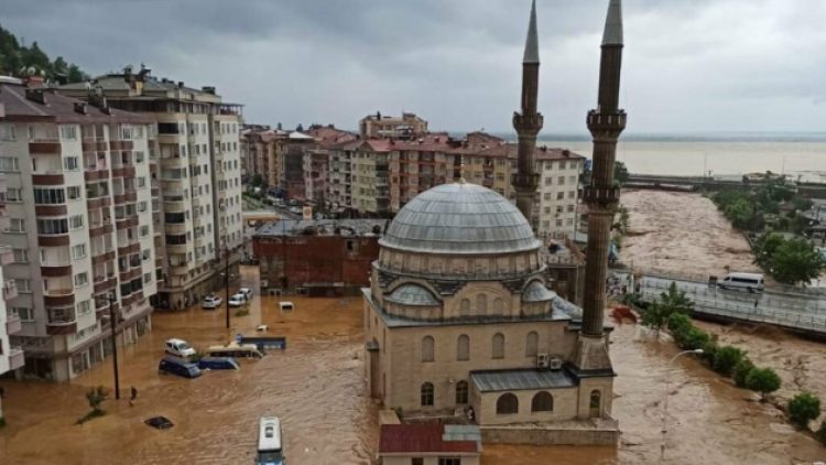 CHP’li heyet Rize’ye gidiyor: Doğa 15 yılda talan edildi