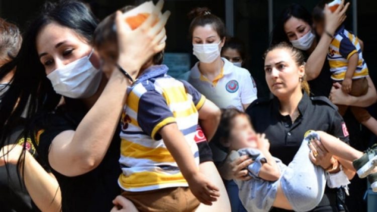 Adana Adliyesi’nde silahlı çatışma: 3’ü çocuk 6 yaralı