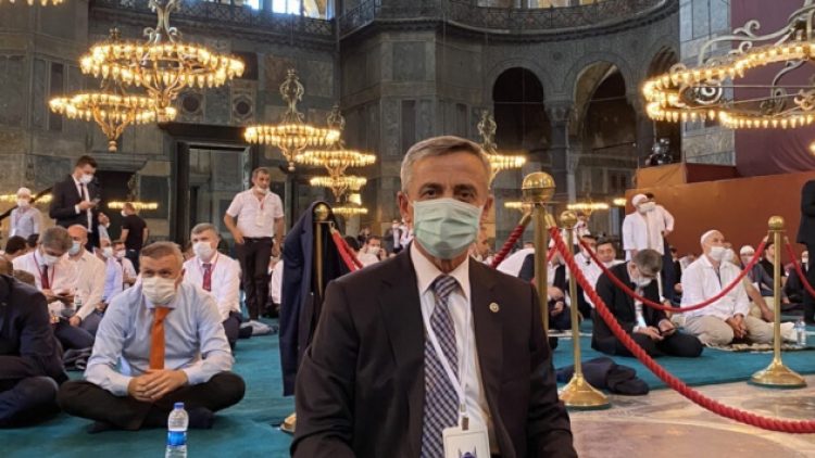 Nadira Kadirova’nın ölümünden şüpheli Şirin Ünal da Ayasofya’da “VİP” namazda