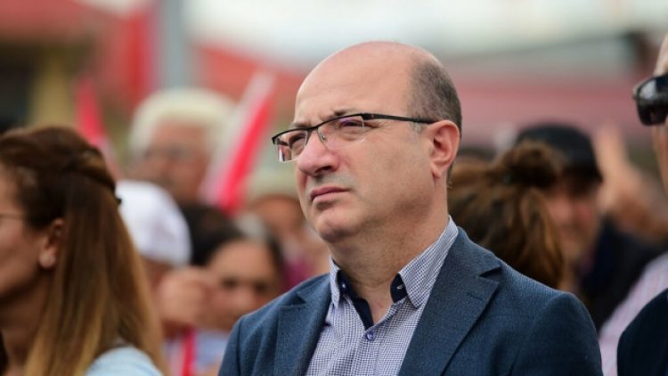 Cihaner: Kürtlerin seçme seçilme hakkı ellerinden alındı