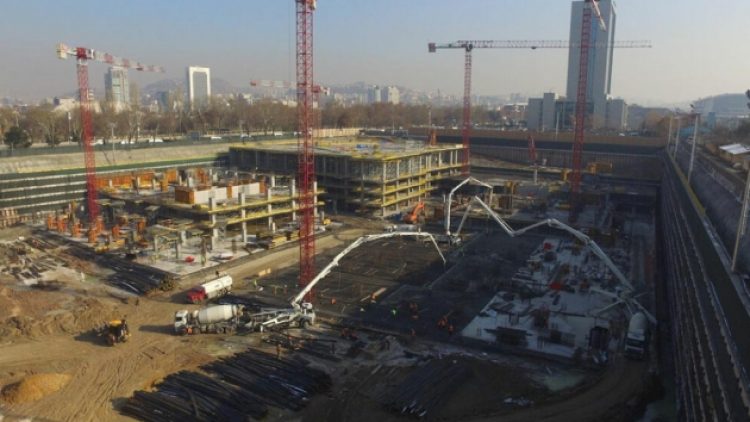 AKP’li vekilin eşinin inşaatından düşen işçi öldü