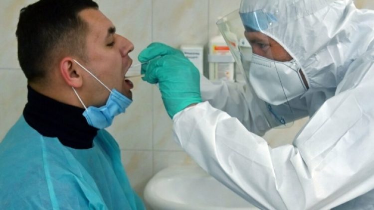 Koronavirüs PCR test ücretine yüzde 135 zam
