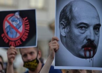 Lukaşenko seçimlerin yenilenmesine şartlı ‘evet’ dedi