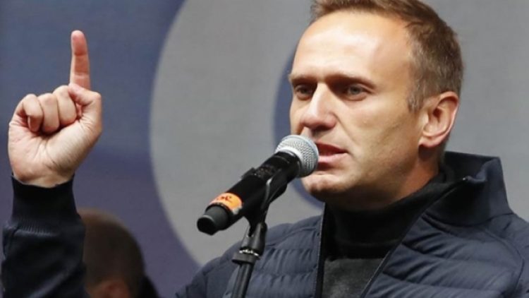 Rus muhalif liderin tedavi için yurt dışına çıkışına onay verildi