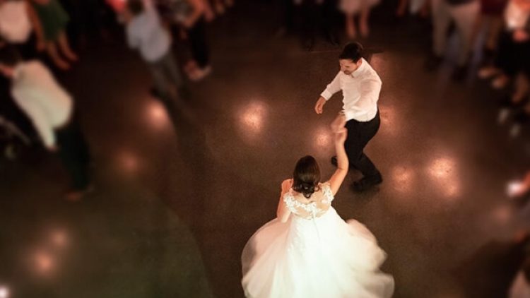 Koronalı hasta düğün düğün gezmiş!