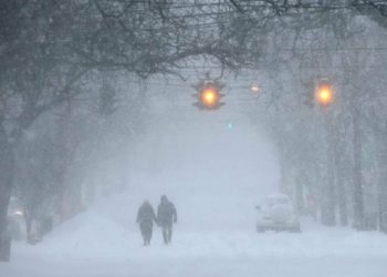 Hava bir anda 33 derece soğudu: Kutup girdabı yazı kışa çevirdi