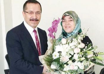Eşine özel kadro açmıştı!