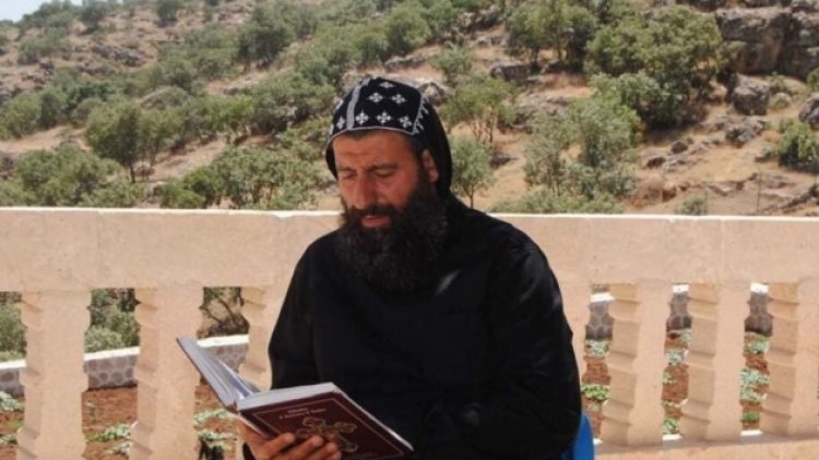 Süryani Rahip mahkemede: Yanıma gelene inancım gereği yemek verdim
