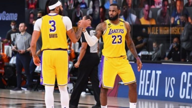 Lakers seriyi 3-1 yaptı