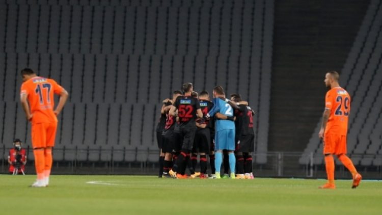 Son şampiyon son sırada