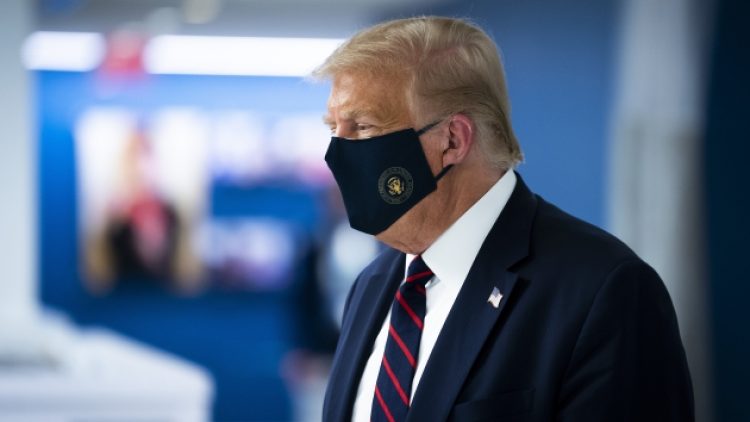 Trump tedbir amaçlı hastaneye kaldırıldı