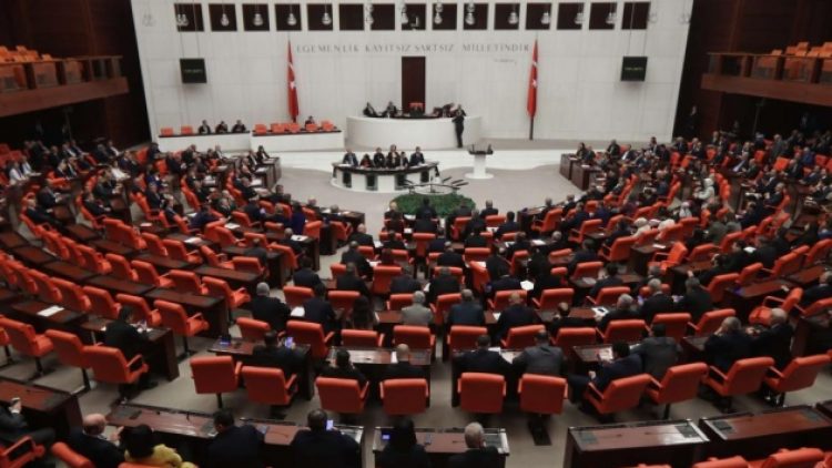 26 milletvekili hakkındaki dokunulmazlık dosyaları Meclis’te
