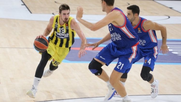 Türk derbisi Fenerbahçe Beko’nun