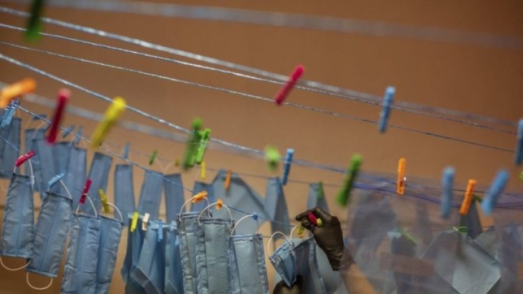 Dünyada koronavirüs vakaları 36 milyonu aştı