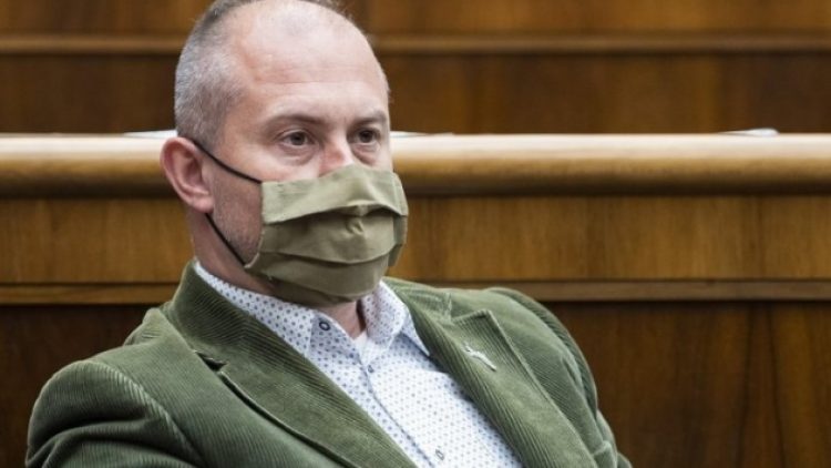 Slovak aşırı sağcı lider 4 yıl hapse mahkûm oldu