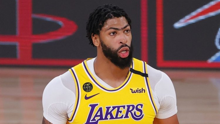 Anthony Davis, LA Lakers’ta kalacak mı?