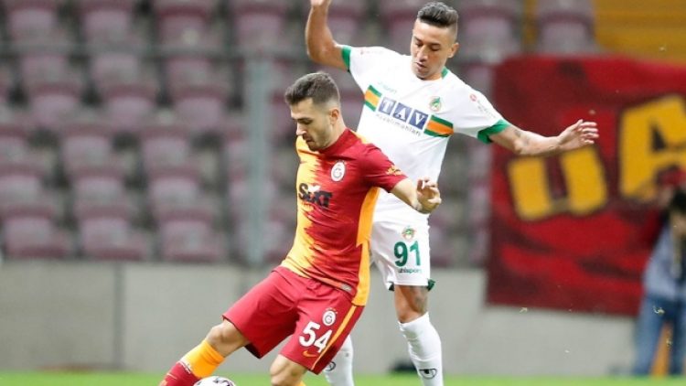 Galatasaray’a evinde şok!