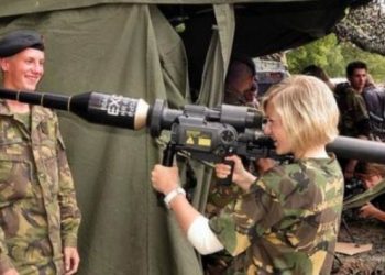 Hollanda’da kadınlara zorunlu askerlik
