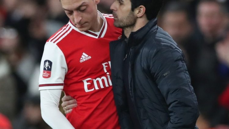Arteta’dan Özil’e yanıt