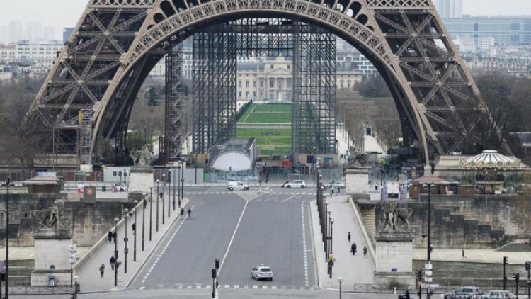 Fransa karantinaya giriyor!