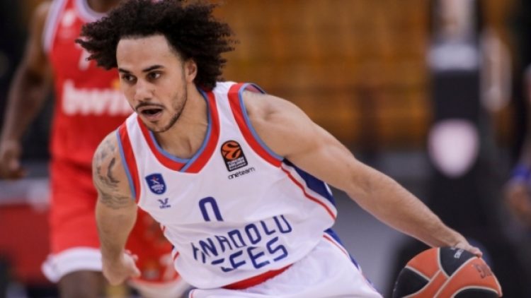 Anadolu Efes deplasmanda kazandı