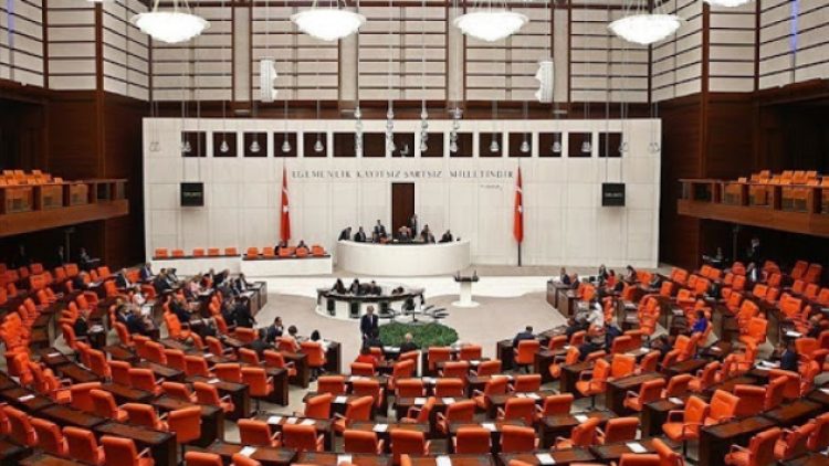 Deprem araştırma komisyonu kuruluyor