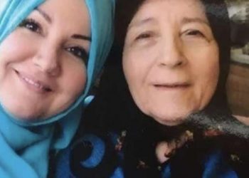İkbal Gürpınar’ın annesi koronavirüse yenildi