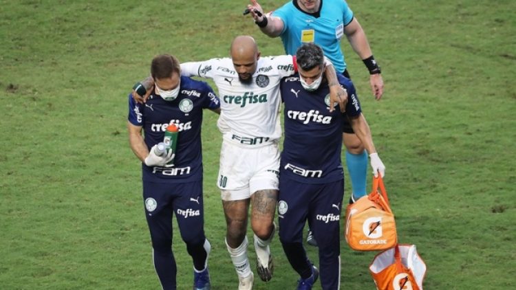 Felipe Melo’nun ayak bileği kırıldı