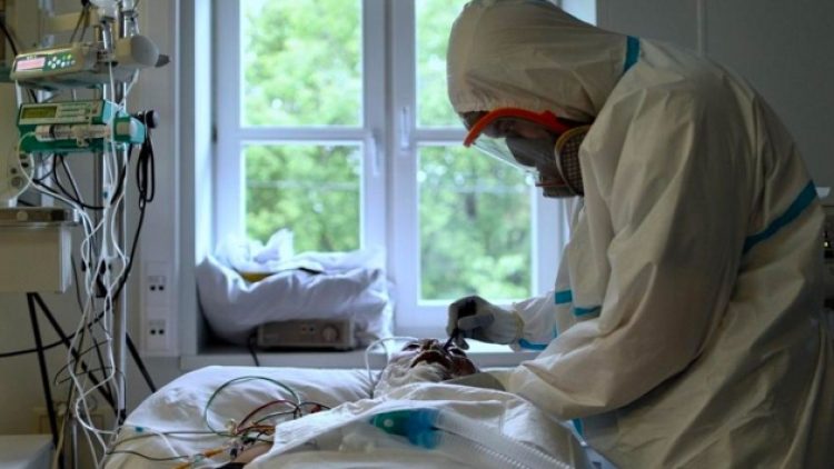 Koronavirüse yakalanan kişilerin yüzde 20’sinin akıl sağlığı bozuluyor