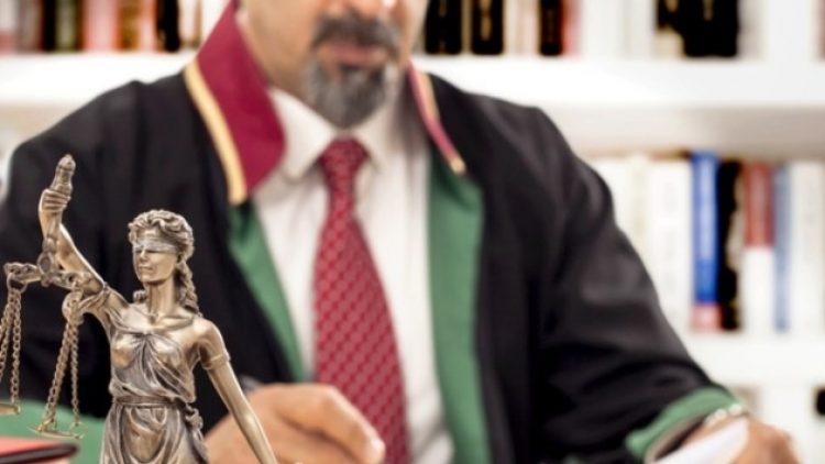 Avukatlık ücretlerine yüzde zam geldi!
