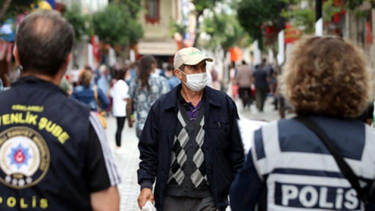 Dünya kapanıyor Türkiye ise sadece denetim yapıyor