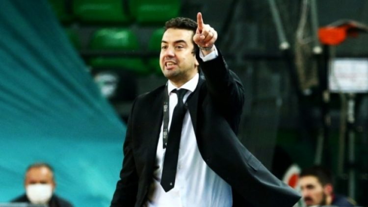 Galatasaray’da yeni başantrenör Ömer Uğurata