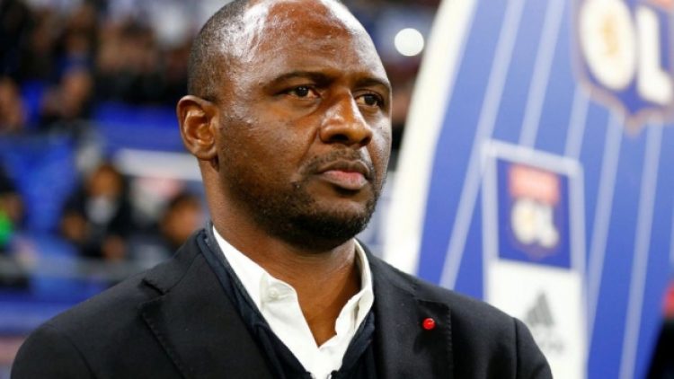 Nice, Patrick Vieira ile yollarını ayırdı