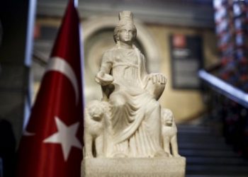 1700 yıllık Kybele heykeli yeniden Türkiye’de