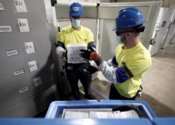 ABD’de Pfizer’ın Covid-19 aşılarının dağıtımı başladı
