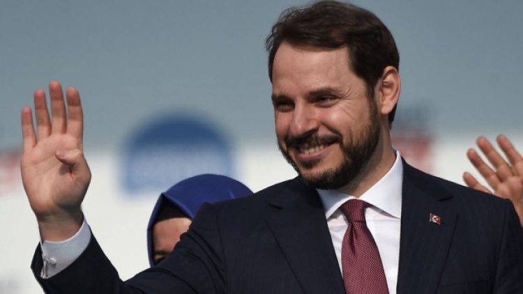 Türkiye’nin cevabını aradığı sorular: Berat Albayrak nerede, en son zaman görüldü?