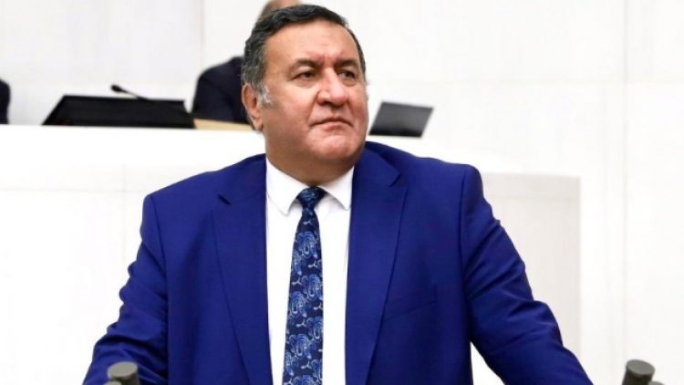 Vekillerin bakanlara soru sorma süresi 40 saniyeye düşürüldü