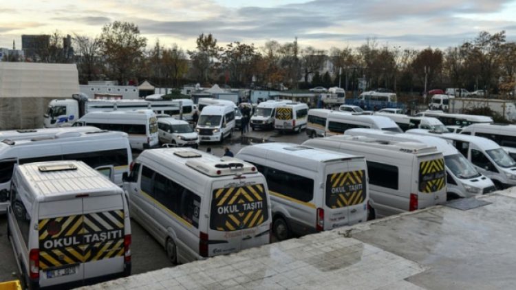 Mansur Yavaş’tan servisçi esnafına destek