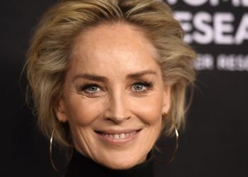 Sharon Stone, babasını Mevlana’nın sözüyle andı