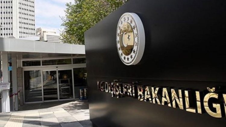 Dışişleri’nden, Rodos Başkonsolosluğu çalışanını tutuklayan Yunanistan’a tepki