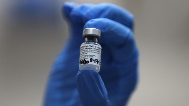 Avrupa İlaç Ajansı Pfizer ve BioNTech’in aşısını onayladı