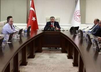 Koronavirüs Bilim Kurulu Toplantısı yarına ertelendi