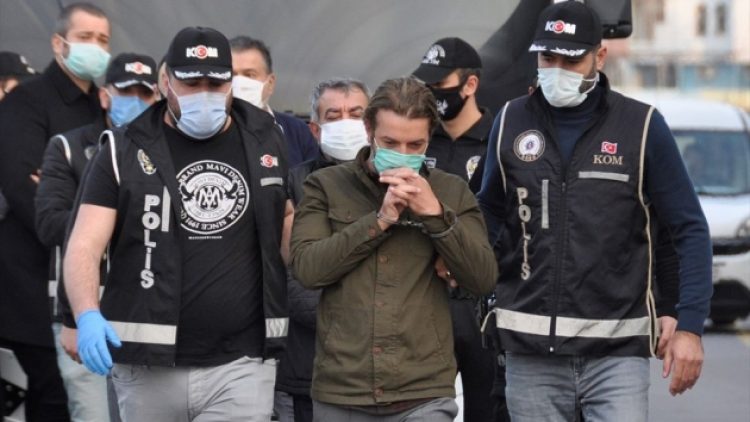 Rüşvet operasyonu: Eski Ceyhan Belediye Başkanı Kadir Aydar tutuklandı