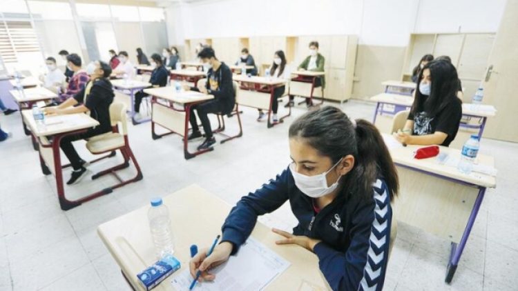 Yüz yüze sınavda geri adım: Karne notları katılım üzerinden belirlenecek